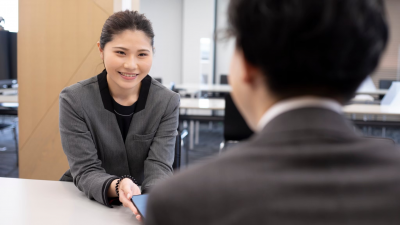 弊社ワイモバイルショップでは『達成感』と『満足感』を同時に味わうことができる！