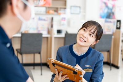 頑張りが給与に繋がる人事評価制度あり！