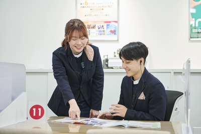 充実の研修制度でショップのフロアデビューを支えます