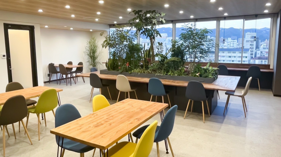 ＜明日が待ち遠しいほどに楽しい世界を作る会社＞
