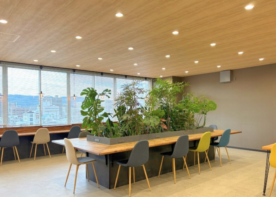 明日が待ち遠しいほどに楽しい世界を作る会社