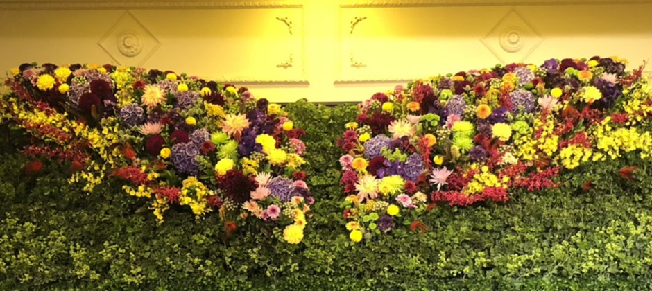 人と人が結ぶ「こころ」